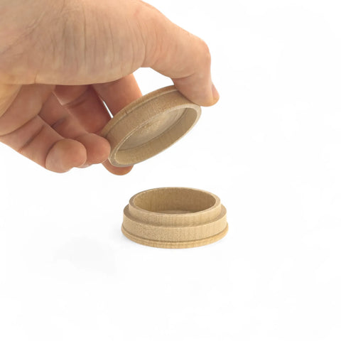 atidaryta 51 x 21 mm tekinta medinė dėžutė smulkmenoms